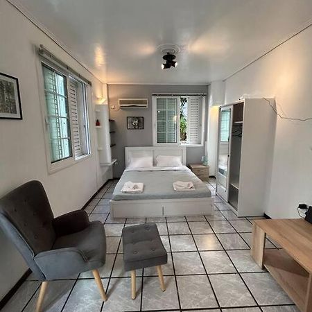 Urban Flat Next To Kalimarmaro Apartment Athena Bagian luar foto